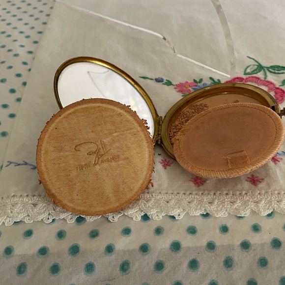 Vintage 1940s Zell Fifth Avenue Powder Compact with Original Case - Picture 11 of 14